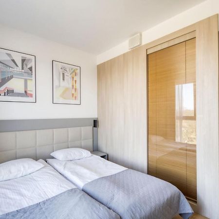 404 Rooms Wolska Apartament Varşova Dış mekan fotoğraf