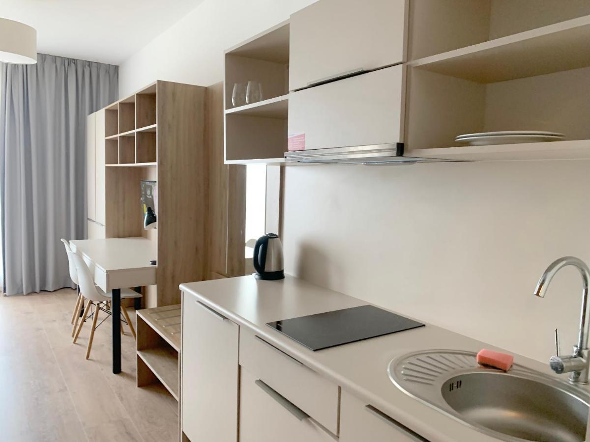 404 Rooms Wolska Apartament Varşova Dış mekan fotoğraf